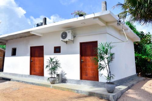 Kosgoda House | Vaaru Beach Villa
