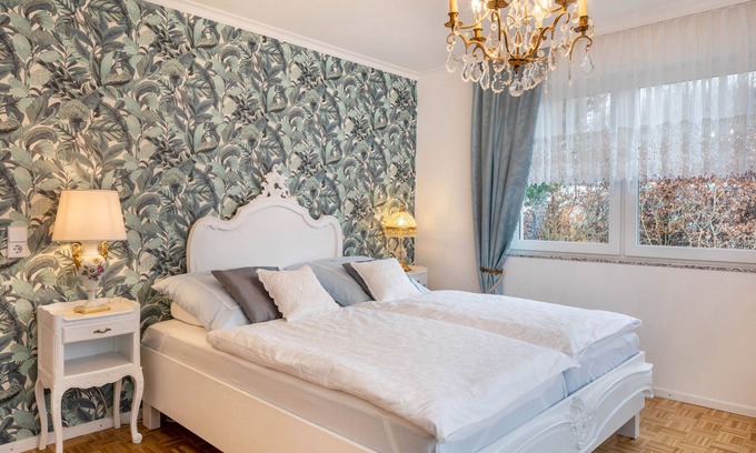 Oberrotweil Apartment | Vacation apartment "Hortensie", 80sqm, 1 bedroom, max. 2 adults and 1 child (max. 12 years)