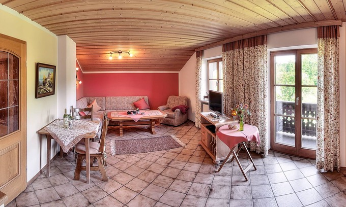 Bad Feilnbach Apartment | Vacation apartment for up to 2 persons, 60 sqm, on the upper floor