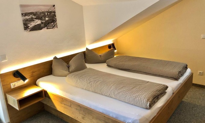 Steinach Bed & Breakfast | Vacation apartment 89 - Pension Vendel