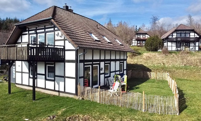 Feriendorf Frankenau Apartment | Vacation apartment "Kellerwald" with private fenced garden and WLAN
