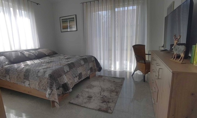 Fuerth Apartment | Vacation apartment with a great view and private roof terrace
