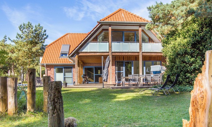 Neuhaus House | Vacation home "Hühnergott"