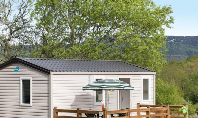 Saint Alban Auriolles House | Vacation home Camping Caravaning (AAR352) in St-Alban-Auriolles - 4 persons, 2 bedrooms