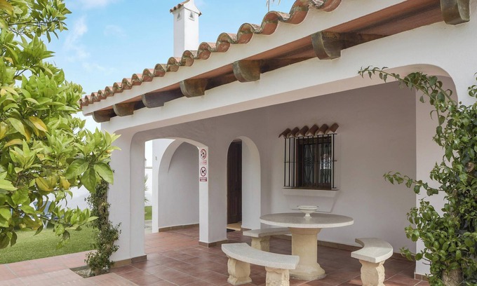 Zahora House | Vacation Home "Cortijo Miguelin" with Pool, Wi-Fi, Terraces & Garden