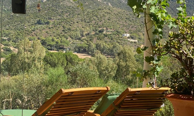 Villaggio delle Mimose House | Vacation Home "Domu Tostoina 1" with Mountain View, Private Garden & Wi-Fi