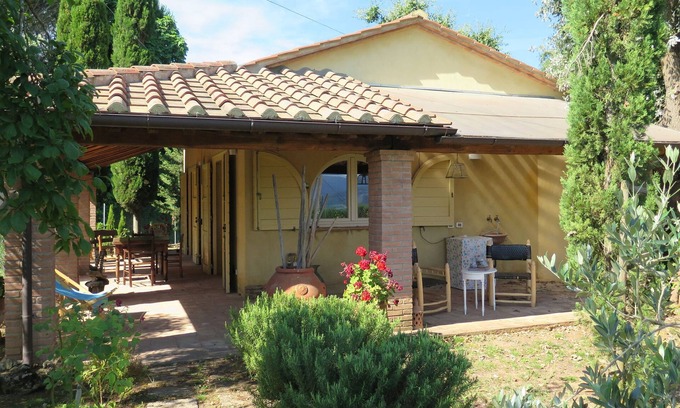 Montescudaio House | Vacation home Erbe by Interhome