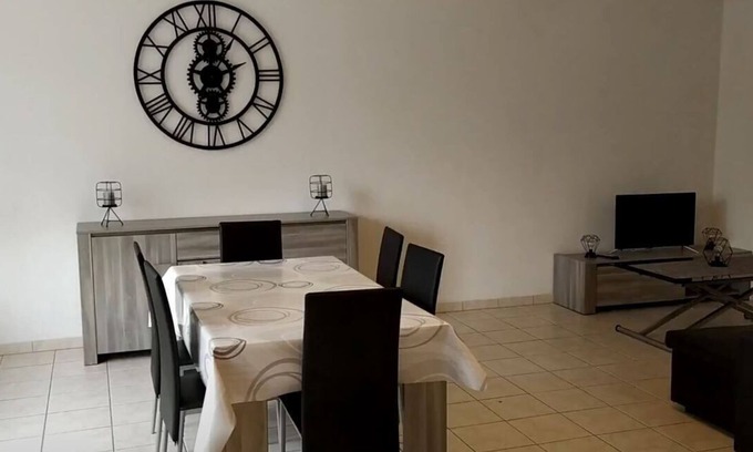 Le Vivier-sur-Mer House | Vacation home between saint malo and mont saint Michel