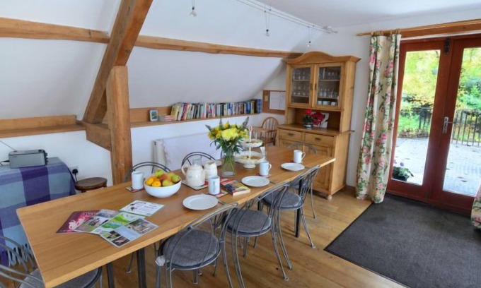 Rhayader House | Vacation home Barnaby in Llandrindod Wells - 7 persons, 3 bedrooms