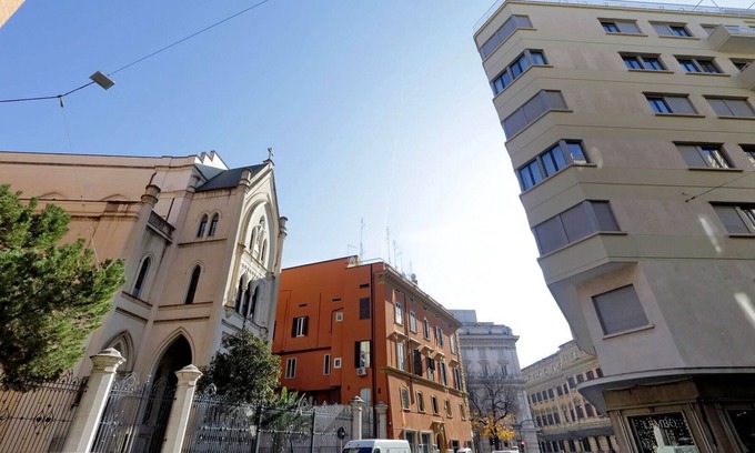 Rione XVI Ludovisi House | Vacation Home in Rome with 1 bedrooms sleeps 4