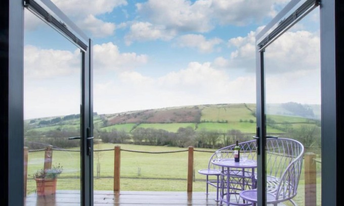 Trecastle House | Vacation home Mantisa in Llandovery - 2 persons, 1 bedrooms