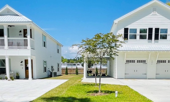 Bay St Louis House | Vacation Rental Bay St Louis Sleeps 14, Bay St Louis Sleeps 14 Close to Beach and Downtown