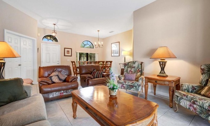 Legacy Park Villa | Vacation Villa with Private Pool in Davenport, Florida