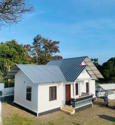 Elappara Villa | Vagamon Hill On Misty Private villa2BHK