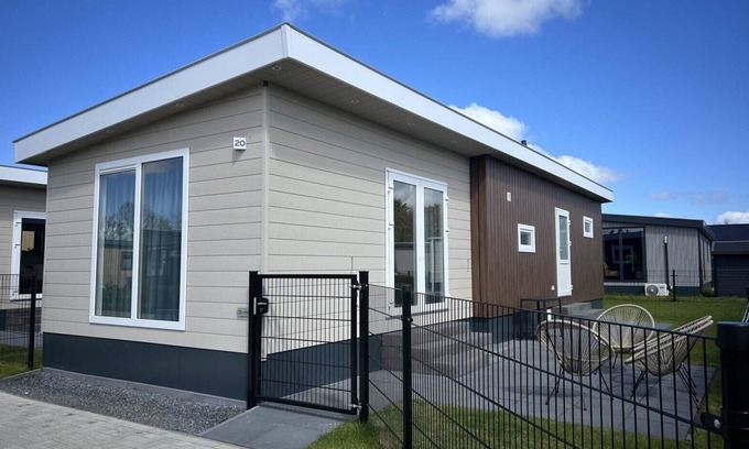 Scherpenisse Ski Chalet | Vakantiepark de Zeeuwse Parel - Zeebaars