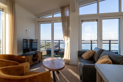 Sint-Annaland Apartment | Vakantiewoning aan het water - met dakterras en balkon - Vista Maris - Nr 48