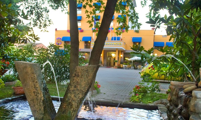 Caprara Hotel | Valdenza