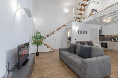 Prato Apartment | Valentini Luxury Loft-18 by train to Florence-PARKING FREE