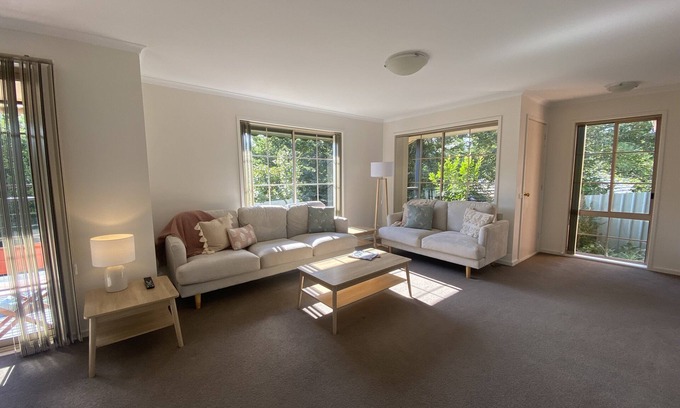 Healesville House | Valley House - stay with us in comfort