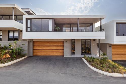 Salt Rock Apartment | Valley Views Luxury Homes