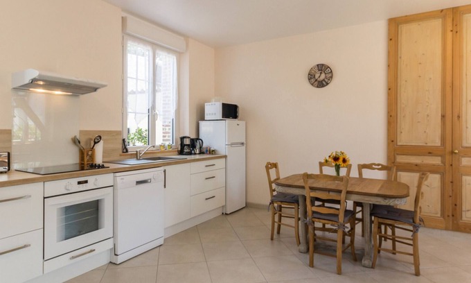 Valmont House | Valmont Inn, 2 bedrooms, sleeps 4