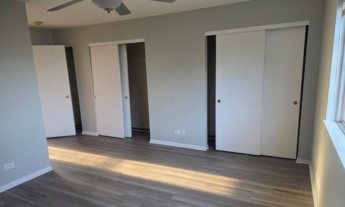 Waukegan House | Value Stay: Home - 2 Bedrooms