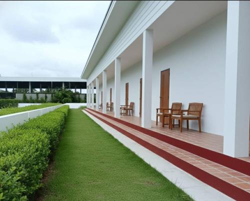 Nong Chaeng Resort | Vapanakhaw Ubon