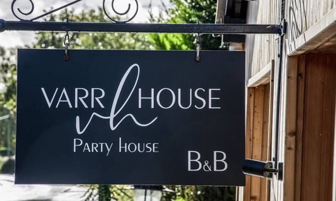 Emsworth House | Varr House @ Meadow View | Room 1