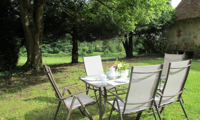 Ferce-sur-Sarthe Cottage | Vaulogé small, charming cottage in the heart of the Sarthe Valley