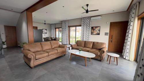 Panchgani House | Ved Villa Netflix, Pool, Chill