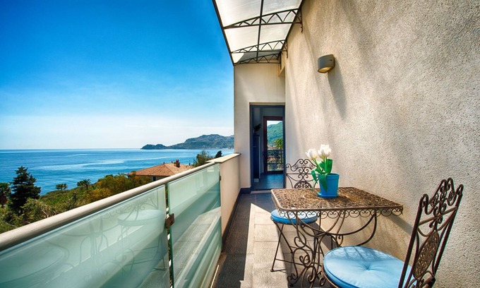 Letojanni Apartment | Vela Bianca Holiday Home with swimming pool, in Taormina Sea