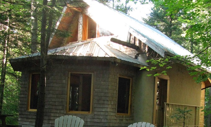 Orford Ski Chalet | Venez Vous Reposer Dans Notre Charmant Écogîte Situé en Pleine Forêt