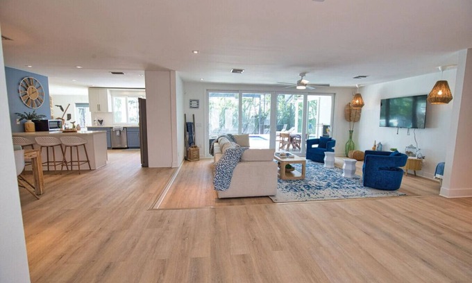 Golden Beach Villa | Venice Golden Sunset Villa