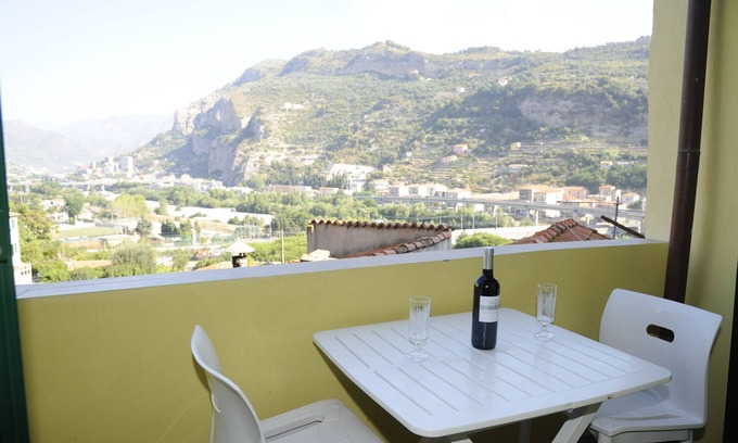 Old Town Apartment | Ventimiglia: Panoramic House In The Medieval Part