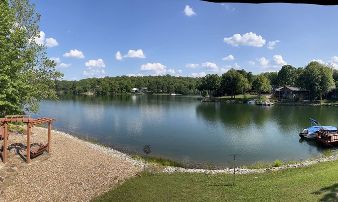 Cherokee Village House | Very quiet retreat. Enjoy Lake Chanute. Bring your canoe or kayak.