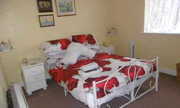 Alford House | Very Rural Quiet Location