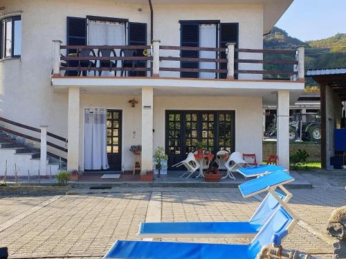 Vesime House | Vesime Villa with Garden