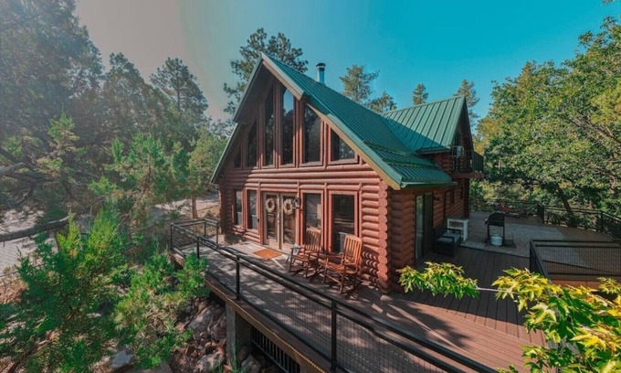 Pine Cabin | Vevee`s Pine A-Frame Retreat