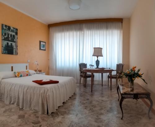 Bari City Centre Apartment | Via Sparano Suite
