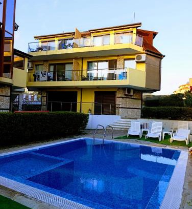 Sozopol Apartment | Via Sunride - Twin Maisonette Apartments by the sea