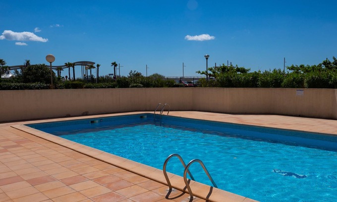 Vias Apartment | Vias-Plage - T3 avec piscine face à la mer