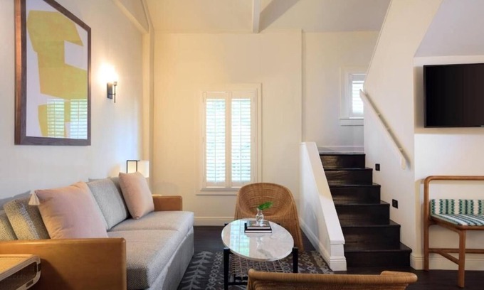 Truman Annex Hotel | Vibrant 2 Floor Loft Ideal for Relaxing Escape in Key West - Near Duval St