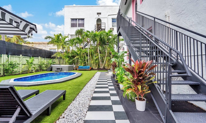 East Little Havana House | Vibrant 5-bedroom, 3-bathroom escape is capable of sleeping up to 20 and offers the perfect blend of relaxation and excitement. Centrally located in Downtown Miami, enjoy everything Miami has to offer conveniently.