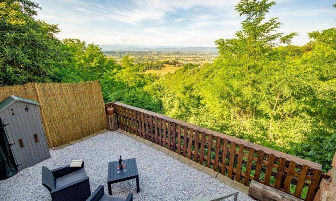 San Miniato House | Vicolo dell'Inferno - Holiday Home - San Miniato, Tuscany in the heart.