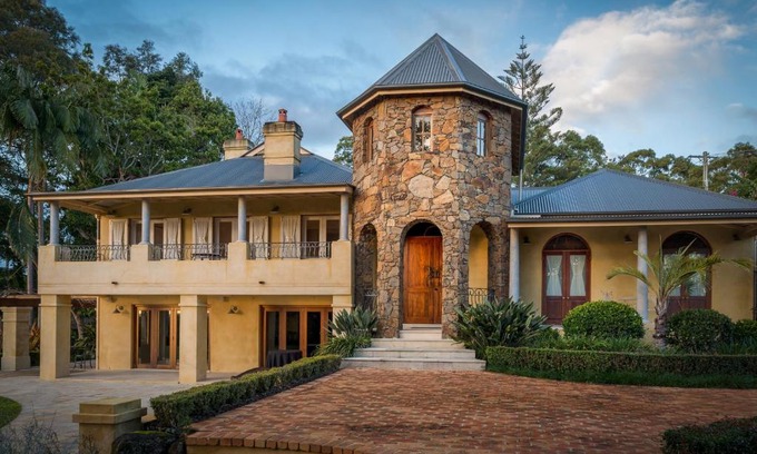 Ewingsdale Hotel | Victoria's At Ewingsdale