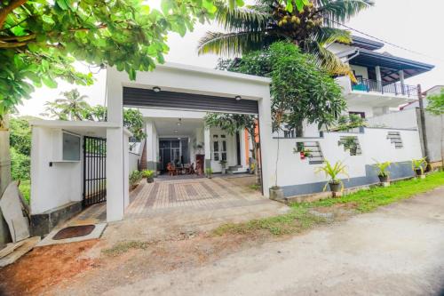 Kamburugamuwa Villa | Victory Villa - Kamburugamuwa - Matara