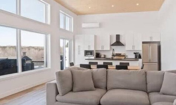Mauricie Ski Chalet | View on the river ! Family cottage with SPA