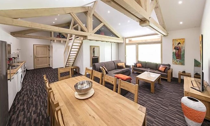 Nancroit Apartment | View valley, balcony, parking, tv, ski locker, 144m², Peisey-Vallandry