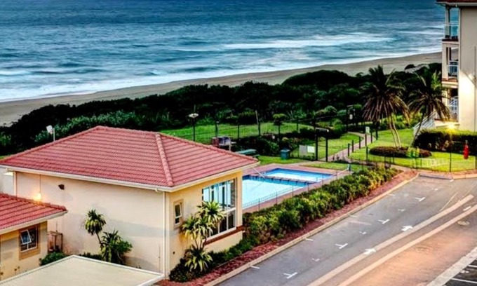 Illovo Beach Apartment | Views @ 31