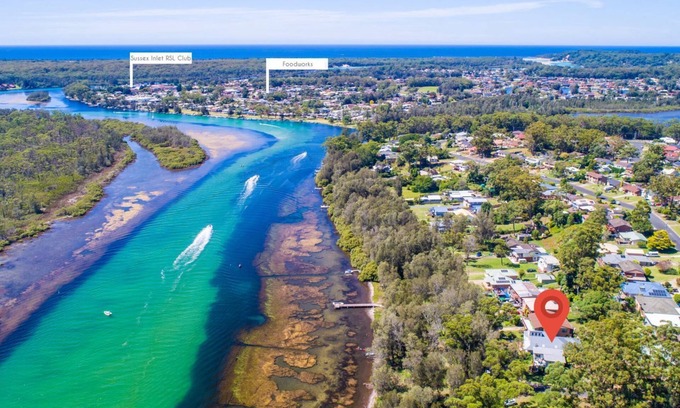 Sussex Inlet House | Views over St Georges Basin!